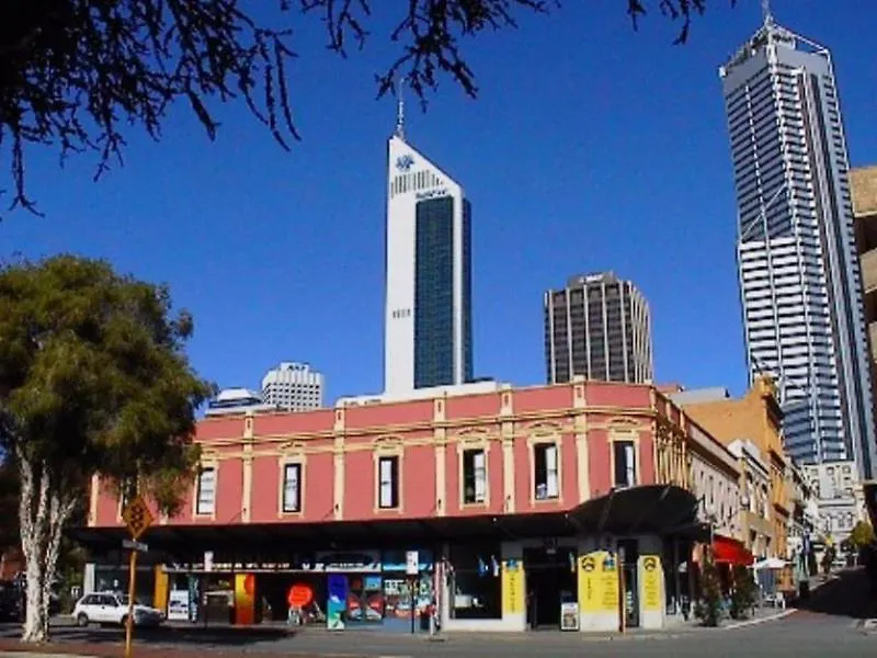 Globe Backpackers And City Oasis Perth